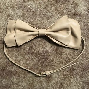 Zara statement bow belt
